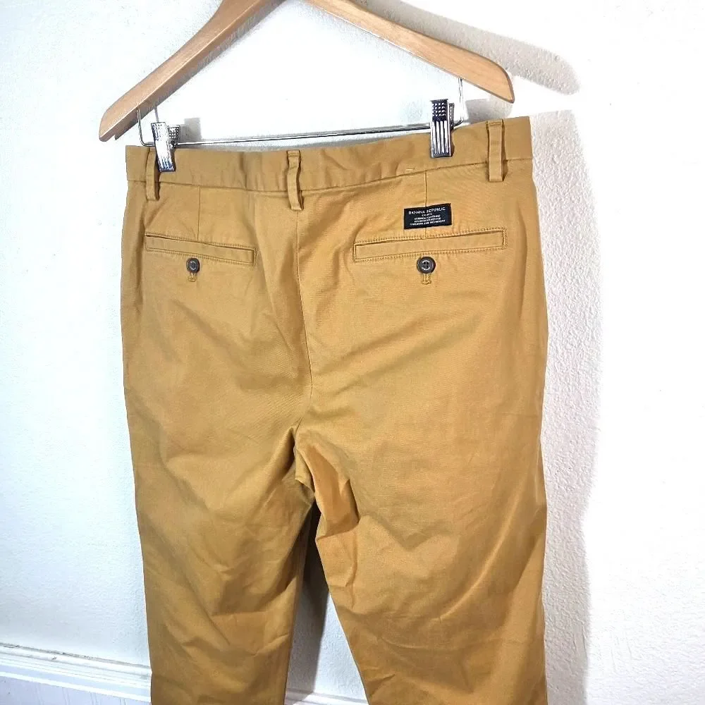 Banana Republic classic slim